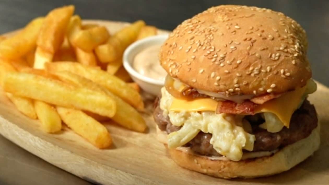 Saucy BBQ, Bacon, Mac & Cheese Beef Burger – - Recipe